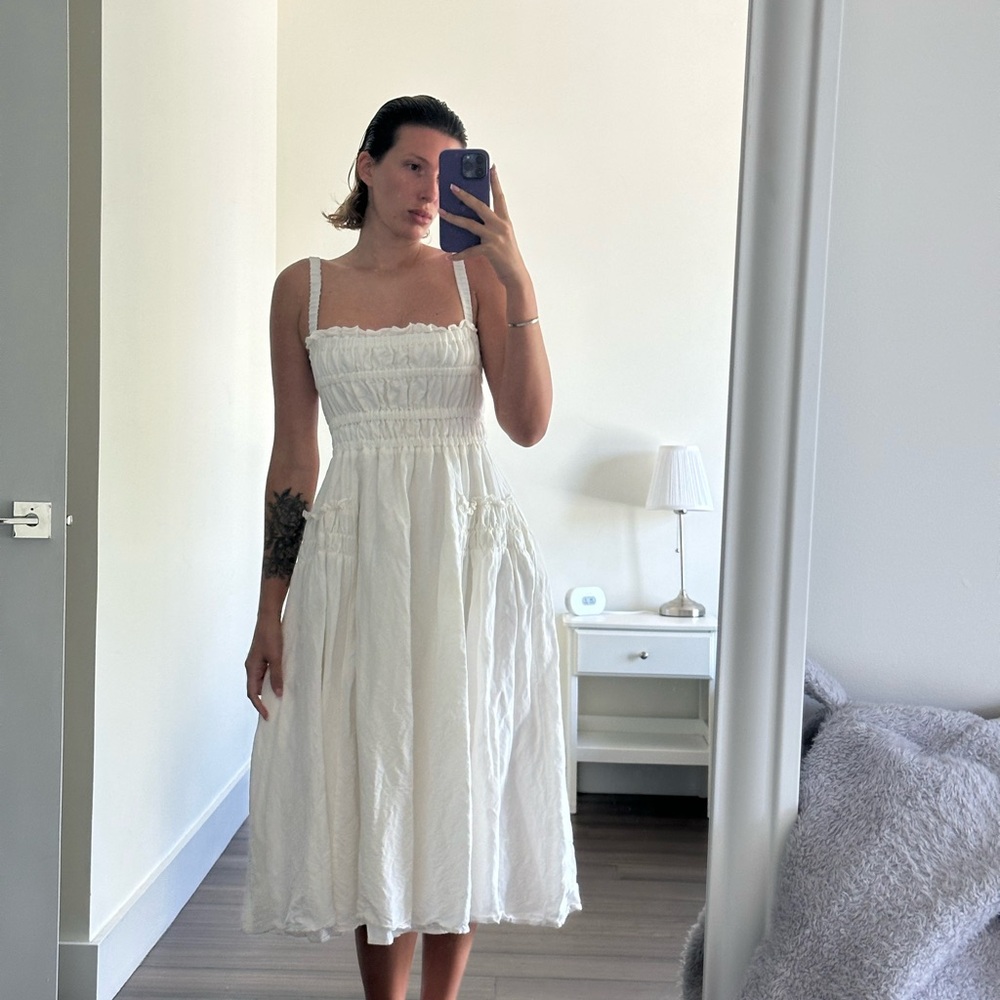 Elegant White Midi Dress